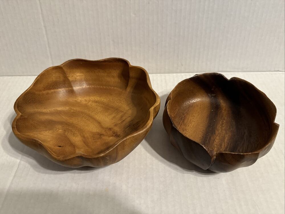 Lot of 2 Monkey Pod Wood Bowls Monkeypod Vintage Trinket Salad Country Kitchen